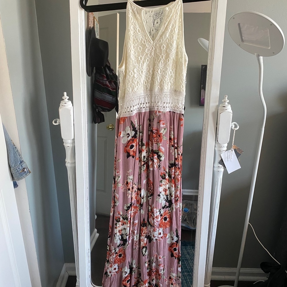 Maxi dress